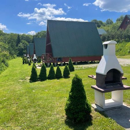 Uweronci Hotel Ustrzyki Dolne Luaran gambar