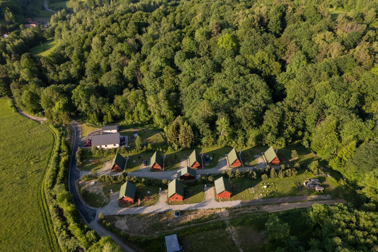 Uweronci Hotel Ustrzyki Dolne Luaran gambar